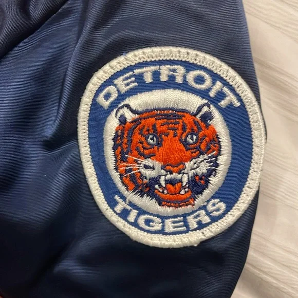 Pyramid MLB Licensed Jacket